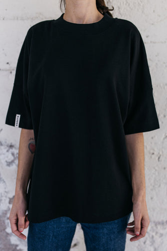 Camiseta oversize negra